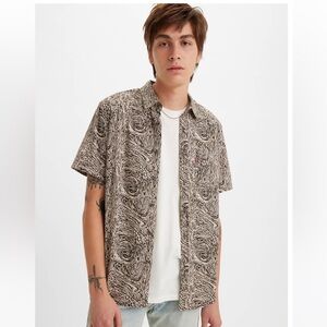 * NWT Levi’s SHORT SLEEVE SUNSET ONE POCKET SHIRT brown men’s size Medium